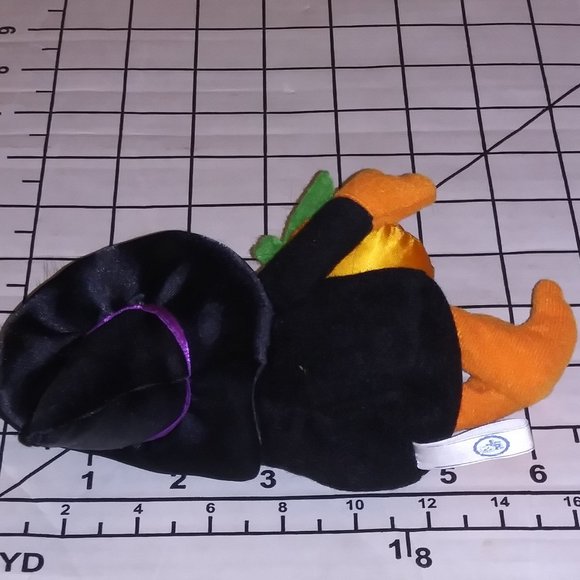Jerry Elsner BEST WITCHES Stuffed Plush Black & Orange Pumpkin Witch 6 Inch Toy - Picture 8 of 8